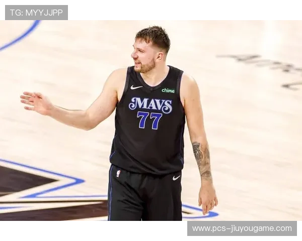 季后赛版东契奇上线，连续三记高难度后撤步